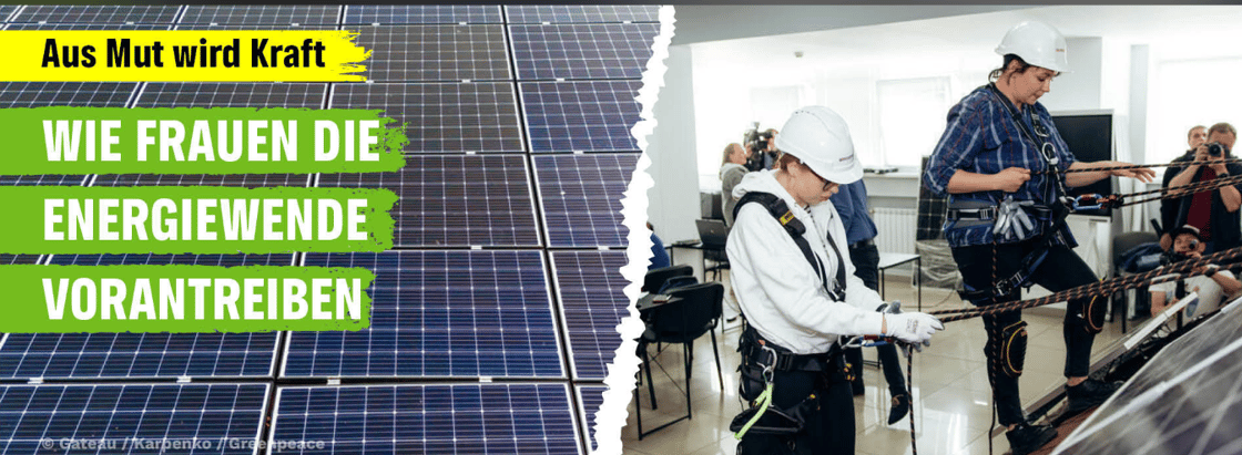Frauen lernen Montage von Solarmodulen
